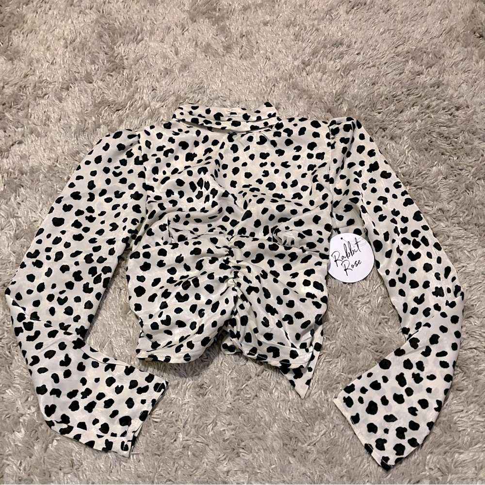 NWT Rabbit Rose Animal Print Crop Top High Neckline Long Sleeve